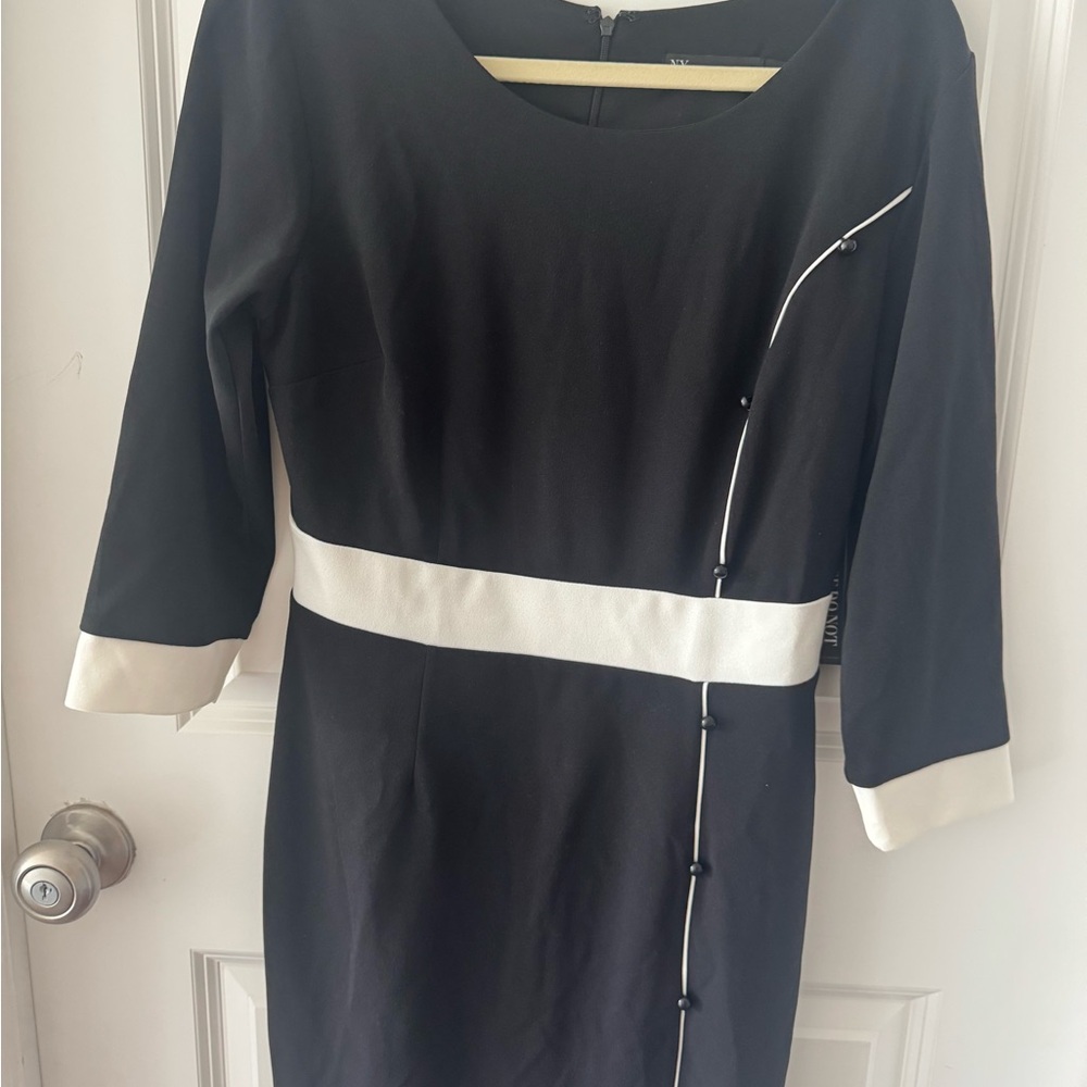 New York & Company Black and White Long Sleeve Dress